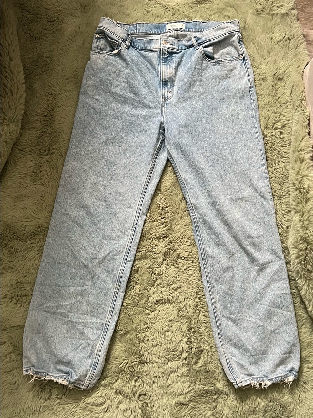 Abercrombie & Fitch Light Blue High-Rise Relaxed Jeans